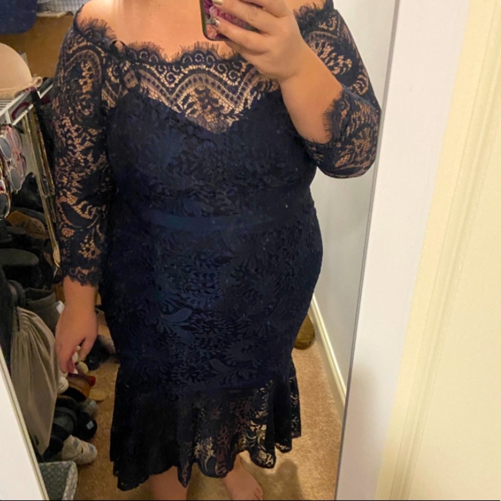 City Chic Estella Maxi Dress in Navy
